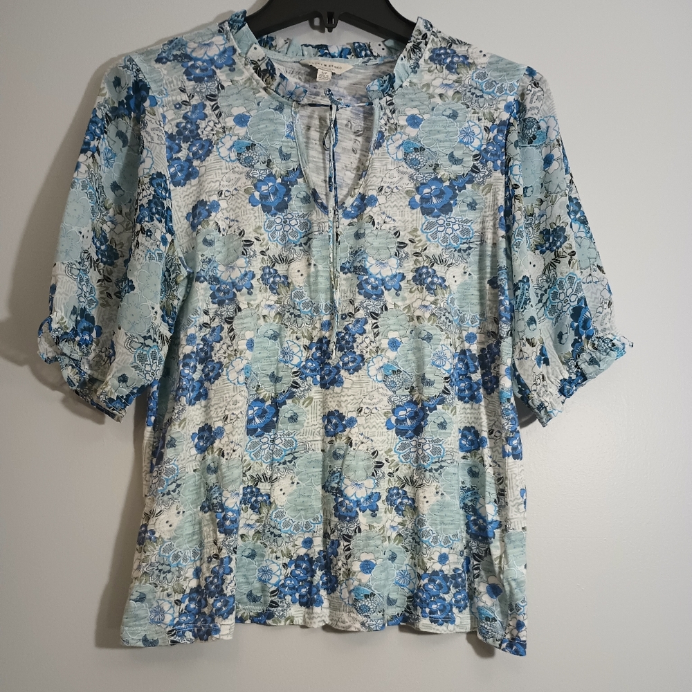 Lucky Brand Blue Floral Blouse S‎